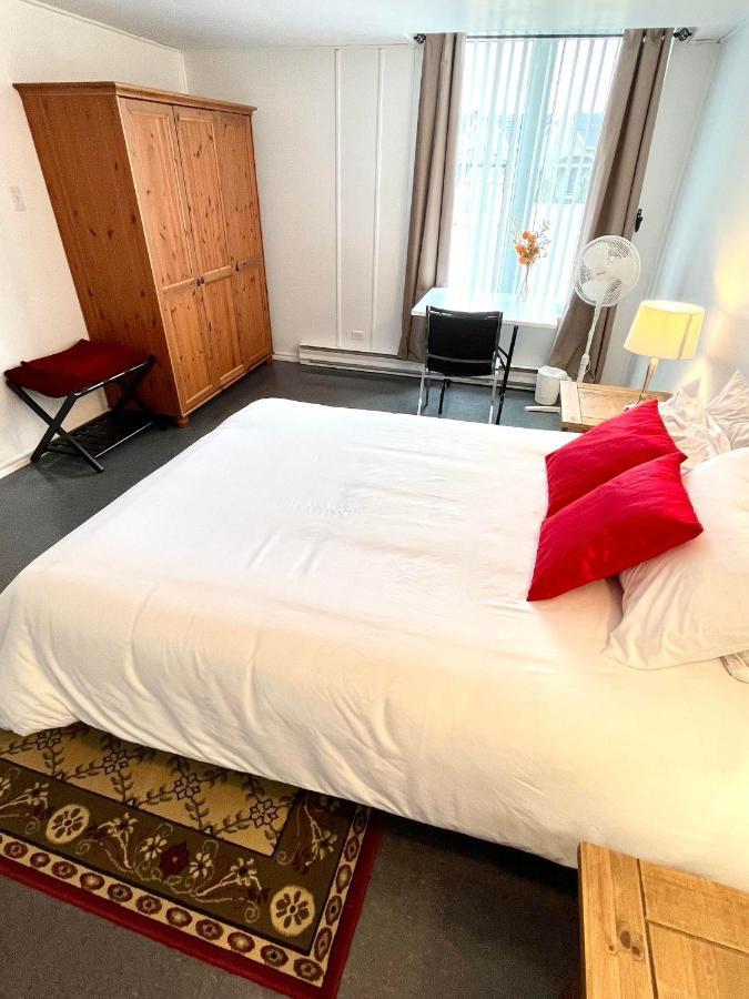 Les Appartements Du Vieil Edifice Metabetchouan Zewnętrze zdjęcie